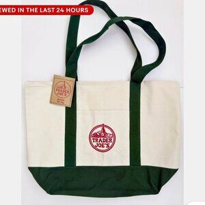 TRADER JOE'S TOTE-GREEN BAG